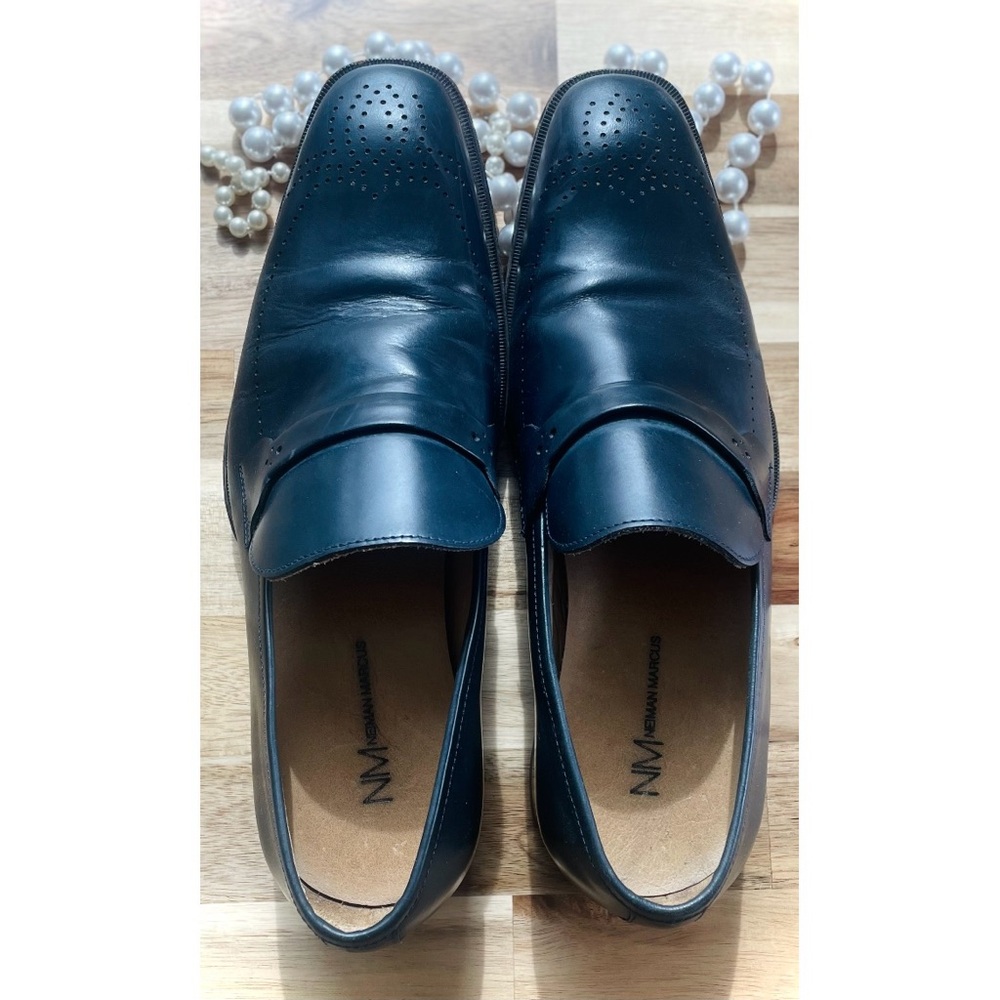 NEIMAN MARCUS | 11 | Men’s Leather Jefferey’s Navy Penny Loafers Made in Brazil